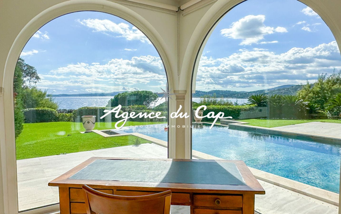 SOUS COMPROMIS VILLA AVEC VUE MER 5 CHAMBRES, A PIEDS DU CENTRE VILLE DES ISSAMBRES Image 7