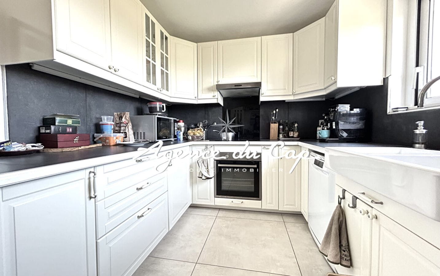 À VENDRE VILLA DE 150M² VUE MER AVEC 4 CHAMBRES, SITUÉE AU CALME DANS LE SECTEUR DE SAINT AYGULF Image 3