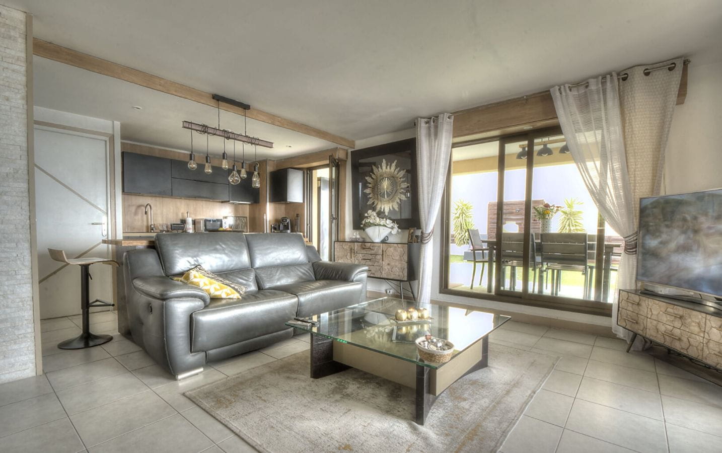 FREJUS PLAGE APPARTEMENT 3 PIECES VUE MER VASTE TERRASSE Image 2