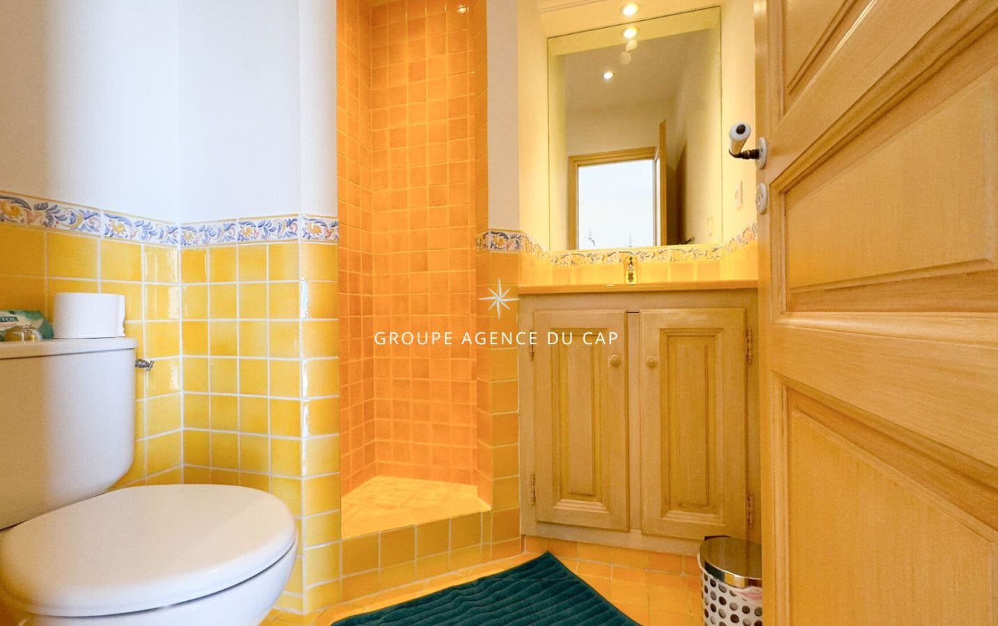 À VENDRE VILLA 8 PIÈCES DE 160M2  MAGNIFIQUE VUE MER PROCHE DE PLAGES SAINTE MAXIME Image 8