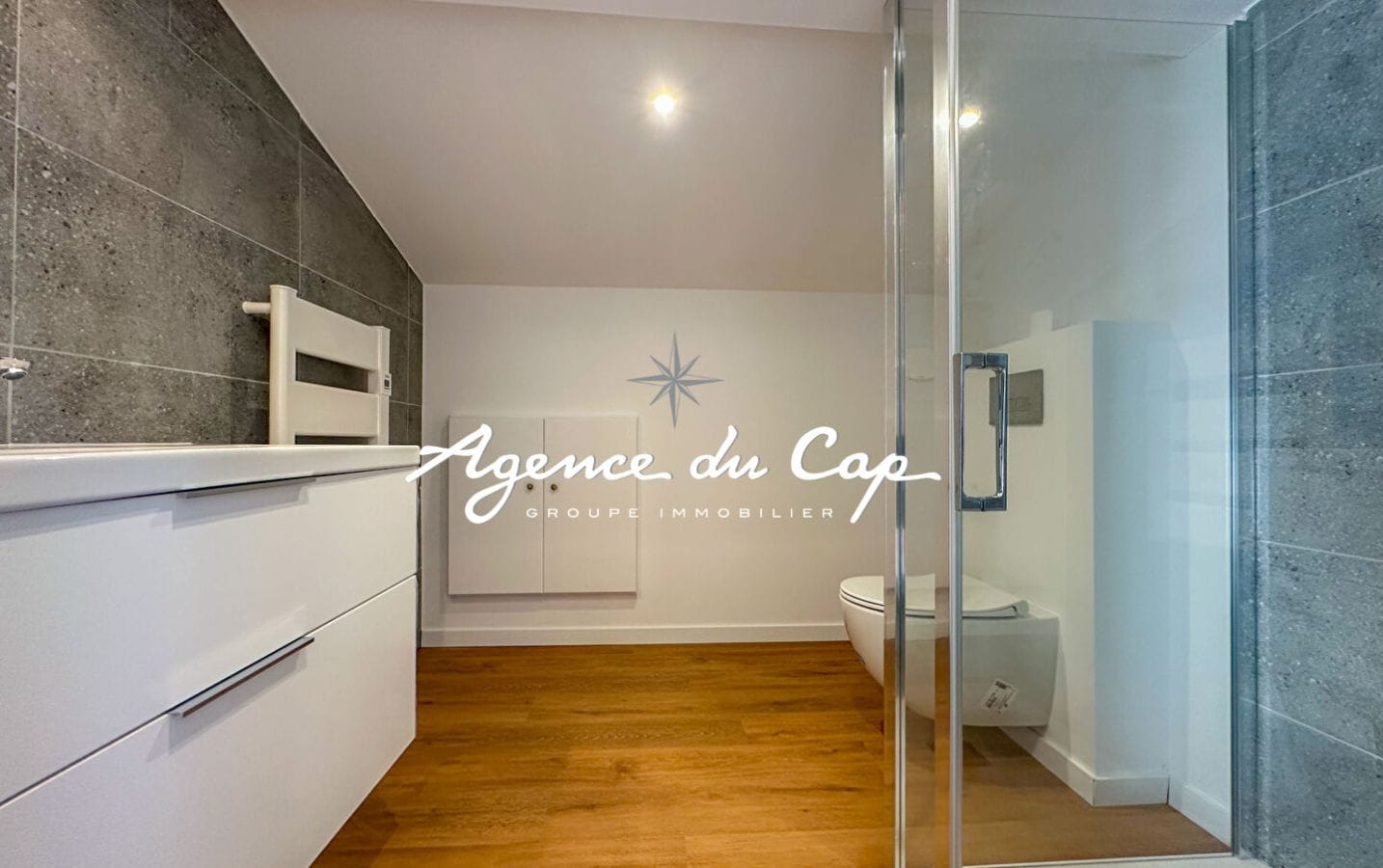 SAINT AYGULF VILLA VUE MER PANORAMIQUE 6 PIECES PISCINE GARAGE 245 m2 Image 8