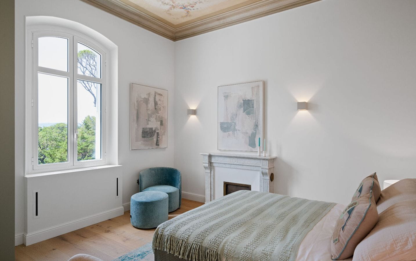 EMBLEMATIC BELLE EPOQUE VILLA PARK OF 8000sqm 9 ROOMS WITH SWIMMING POOL IN SAINT RAPHAEL VALESCURE NEAR GOLF courses Image 5