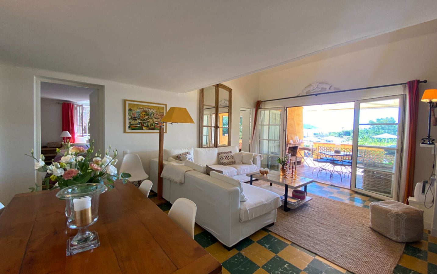 VILLA PIEDS DANS L’EAU AVEC ANNEXE T3 PISCINE ET ACCÈS DIRECT AU PORT DE FÉRÉOL AUX ISSAMBRES Image 4