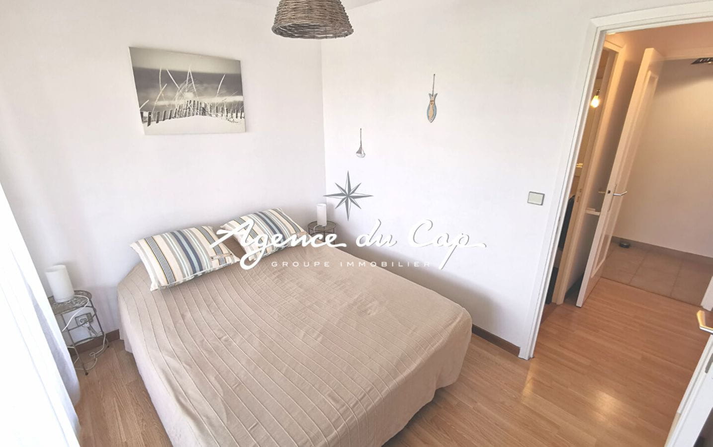 COMPROMIS SIGNÉ – APPARTEMENT VUE MER AVEC PISCINE, 2 CHAMBRES ET 2 TERRASSES A SAINT AYGULF Image 10