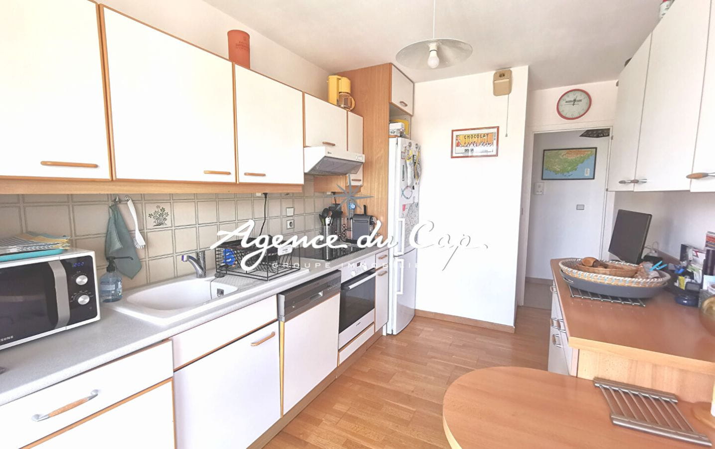 COMPROMIS SIGNÉ – APPARTEMENT VUE MER AVEC PISCINE, 2 CHAMBRES ET 2 TERRASSES A SAINT AYGULF Image 13