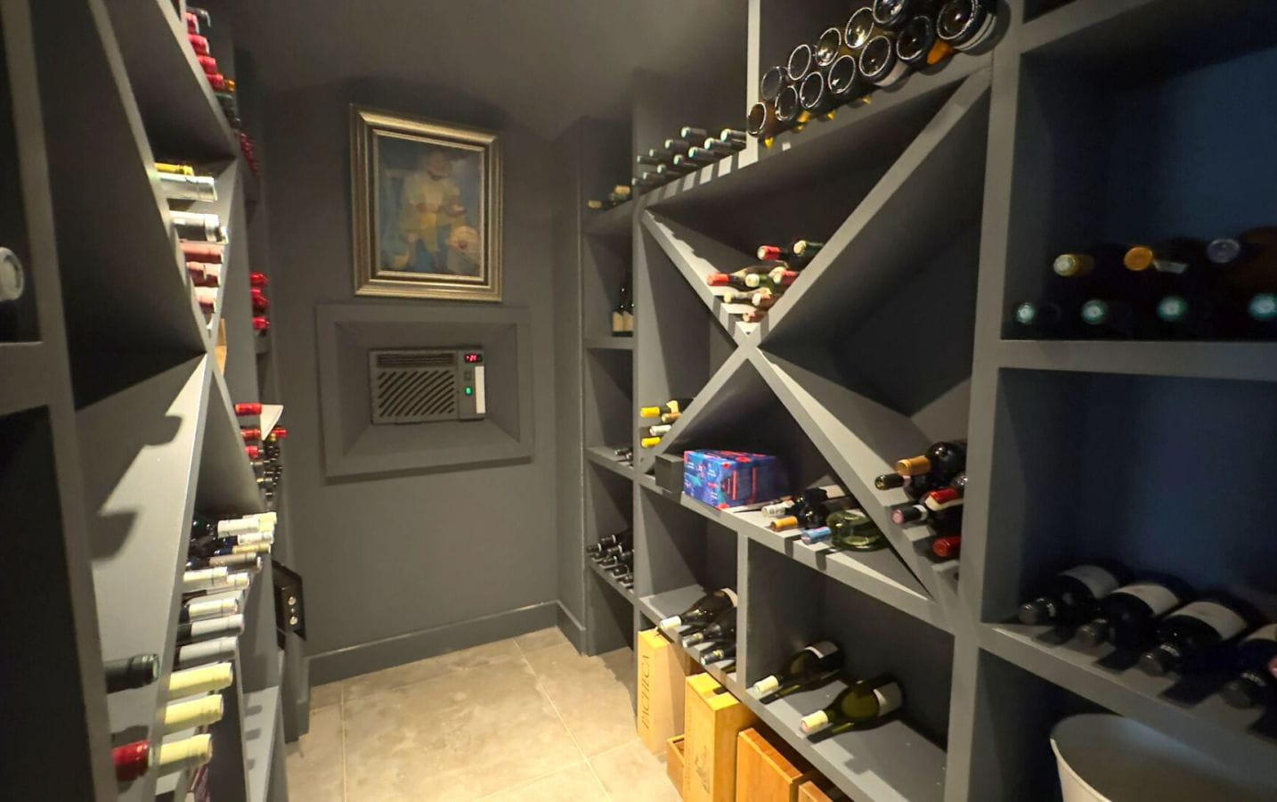 CONTEMPORARY 3/4 BEDROOM VILLA WITH ANNEX, SEA VIEW, CLOSE TO THE SEA IN SAINTE-MAXIME Image 10