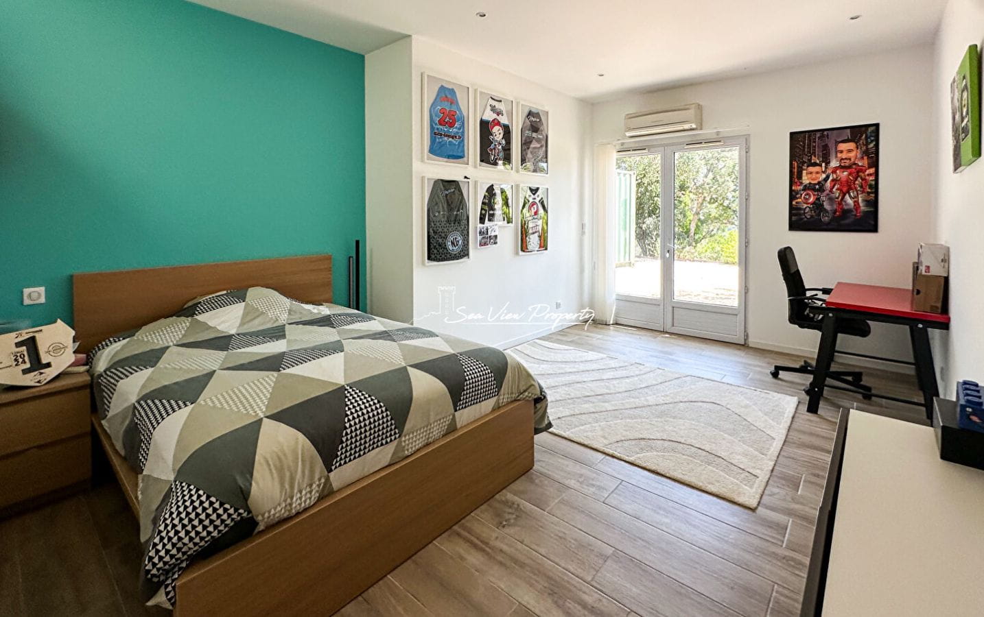 À VENDRE VILLA 5 PIÈCES AVEC VUE MER, GRAND TERRAIN ET TENNIS PRIVÉ Image 7