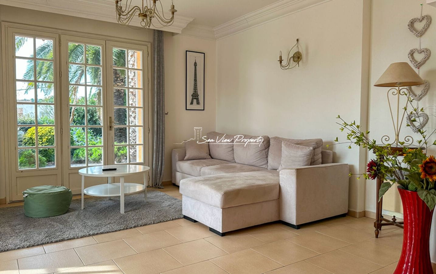 VILLA DE 212 M² AVEC VUE MER DIVISÉE EN 2 APPARTEMENTS 4 CHAMBRES 3 SALLES DE BAIN ET UN DOUBLE GARAGE, À SAINT AYGULF Image 6