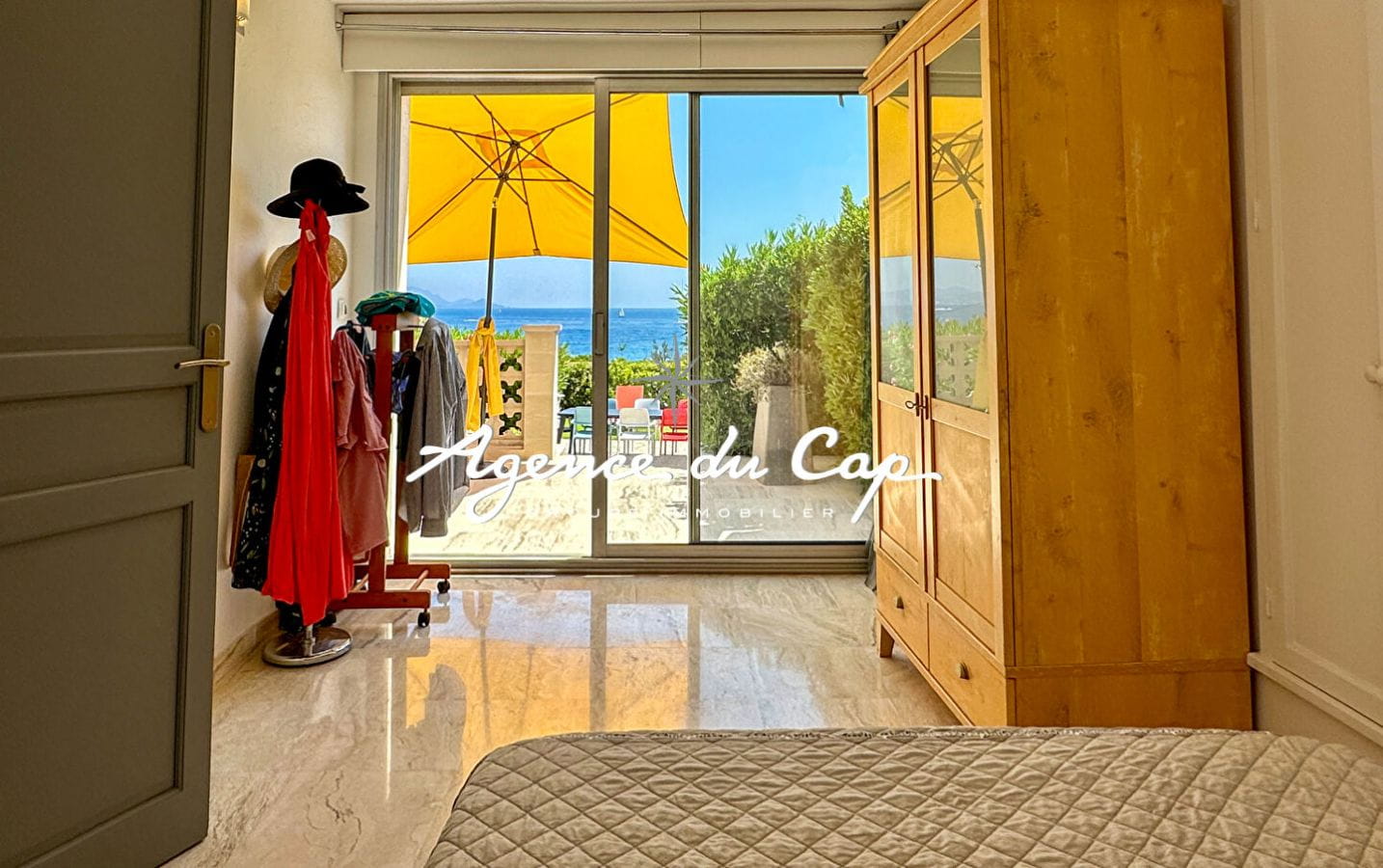 VILLA ON FOOT FROM THE SEA 4 BEDROOMS POOL PARKING PANORAMIC SEA VIEW Image 6