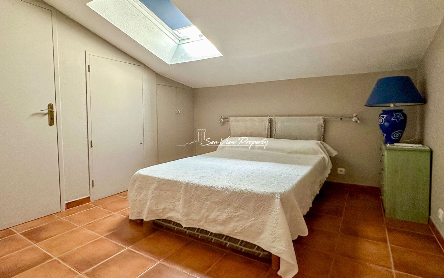 VILLA A PIED DE LA MER AVEC 4 CHAMBRES PISCINE PARKING VUE MER PANORAMIQUE, AUX ISSAMBRES Image 7