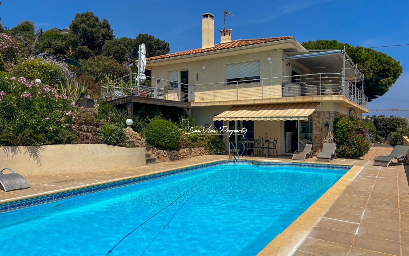 VILLA VUE MER PANORAMIQUE 5 CHAMBRES GARAGE PISCINE, LES ISSAMBRES Image 2