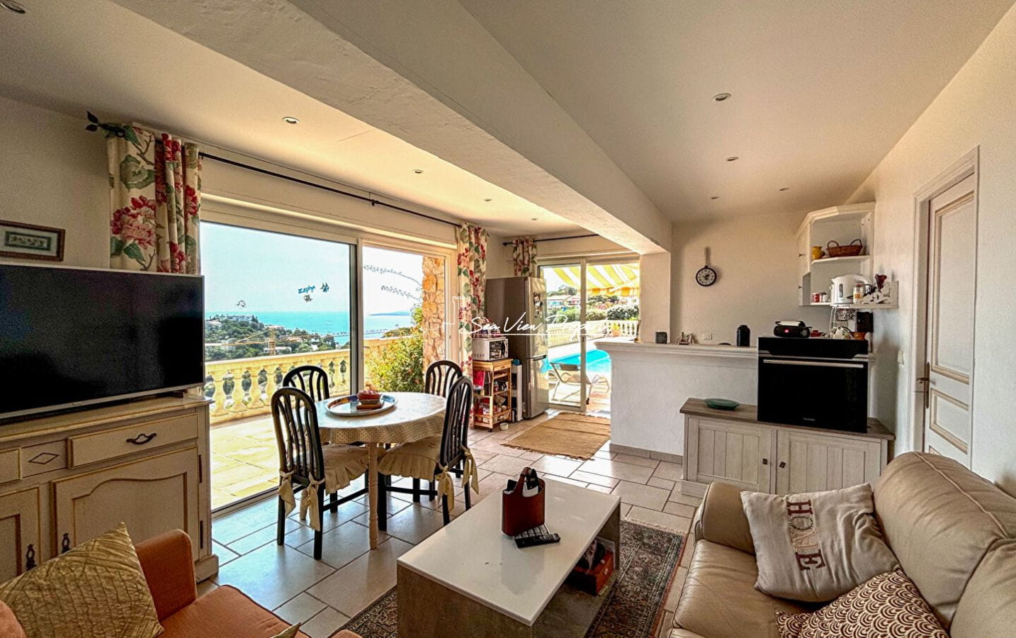 VILLA VUE MER PANORAMIQUE 5 CHAMBRES GARAGE PISCINE, LES ISSAMBRES Image 3