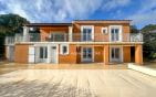 À VENDRE VILLA VUE MER, 5 CHAMBRES, BUREAU, GRANDES TERRASSES, PISCINE ET POOL HOUSE, GARAGE, AUX ISSAMBRES Min 1