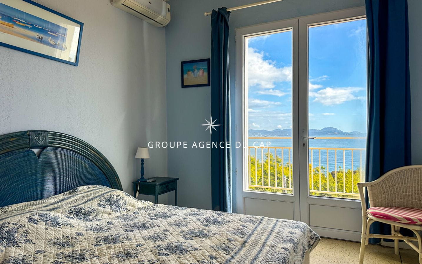 SOUS COMPROMIS DE VENTE —  À VENDRE VILLA VUE MER, 5 CHAMBRES, BUREAU, GRANDES TERRASSES, PISCINE ET POOL HOUSE, GARAGE, AUX ISSAMBRES Image 6