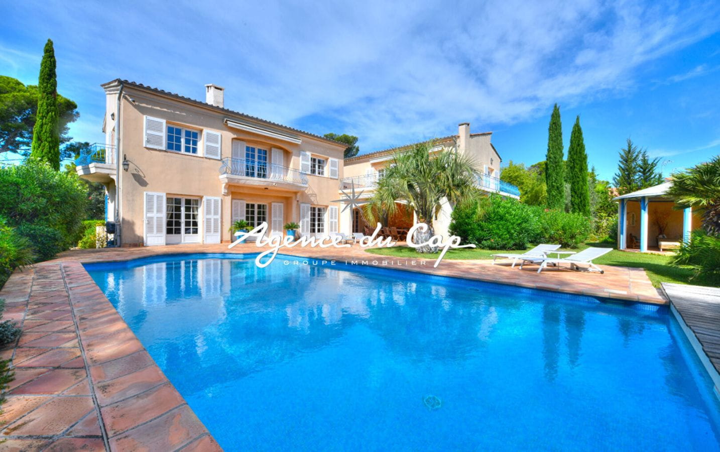 VILLA DE CHARME AVEC  BELLE VUE DEGAGEE Image 1