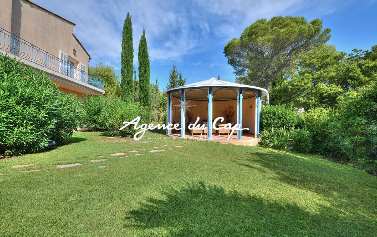 VILLA DE CHARME AVEC  BELLE VUE DEGAGEE Image 12