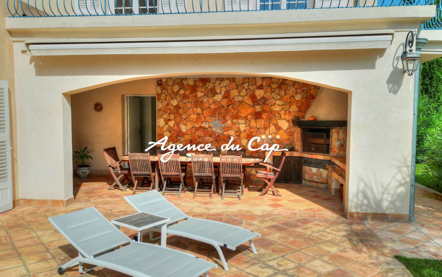 VILLA DE CHARME AVEC  BELLE VUE DEGAGEE Image 2