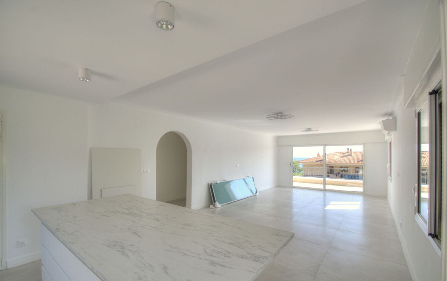 APPARTEMENT VUE MER 4 PIECES TERRASSE JARDIN CALME 2 PARKINGS PLAGES ET COMMERCES A 100 M Image 1