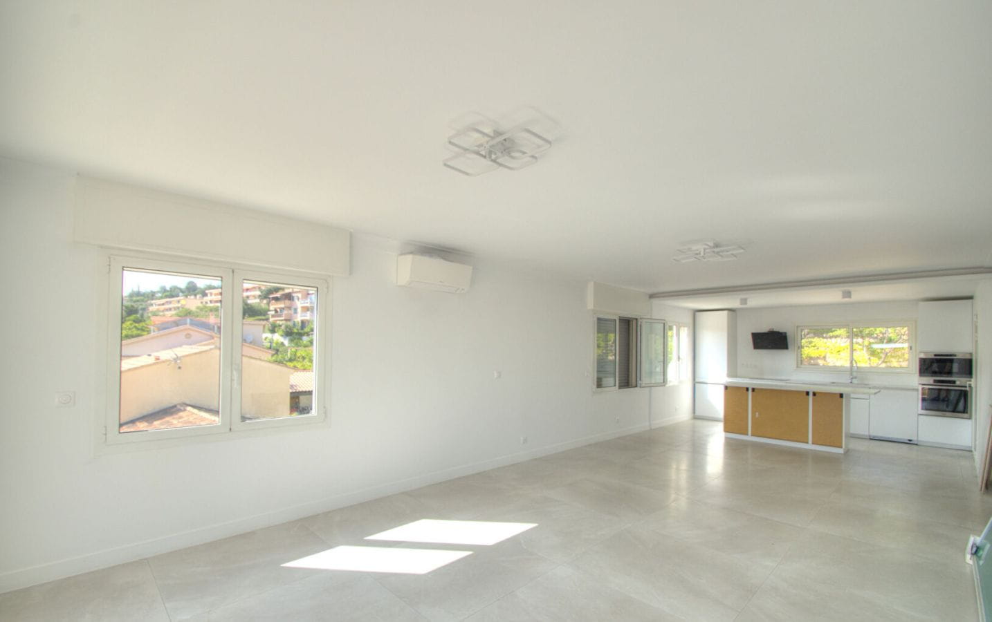 APPARTEMENT VUE MER 4 PIECES TERRASSE JARDIN CALME 2 PARKINGS PLAGES ET COMMERCES A 100 M Image 5