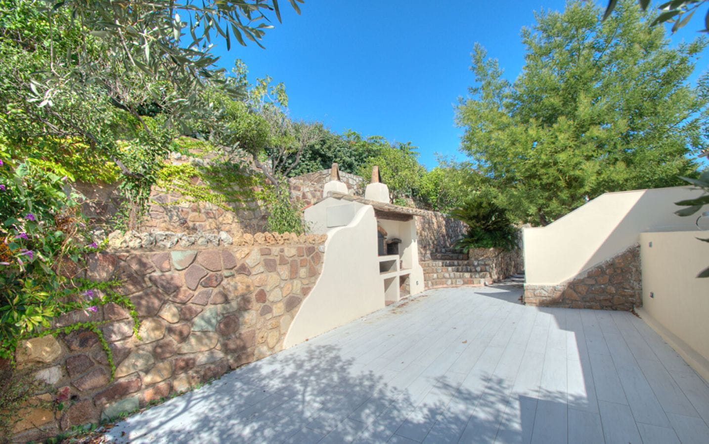 APPARTEMENT VUE MER 4 PIECES TERRASSE JARDIN CALME 2 PARKINGS PLAGES ET COMMERCES A 100 M Image 8