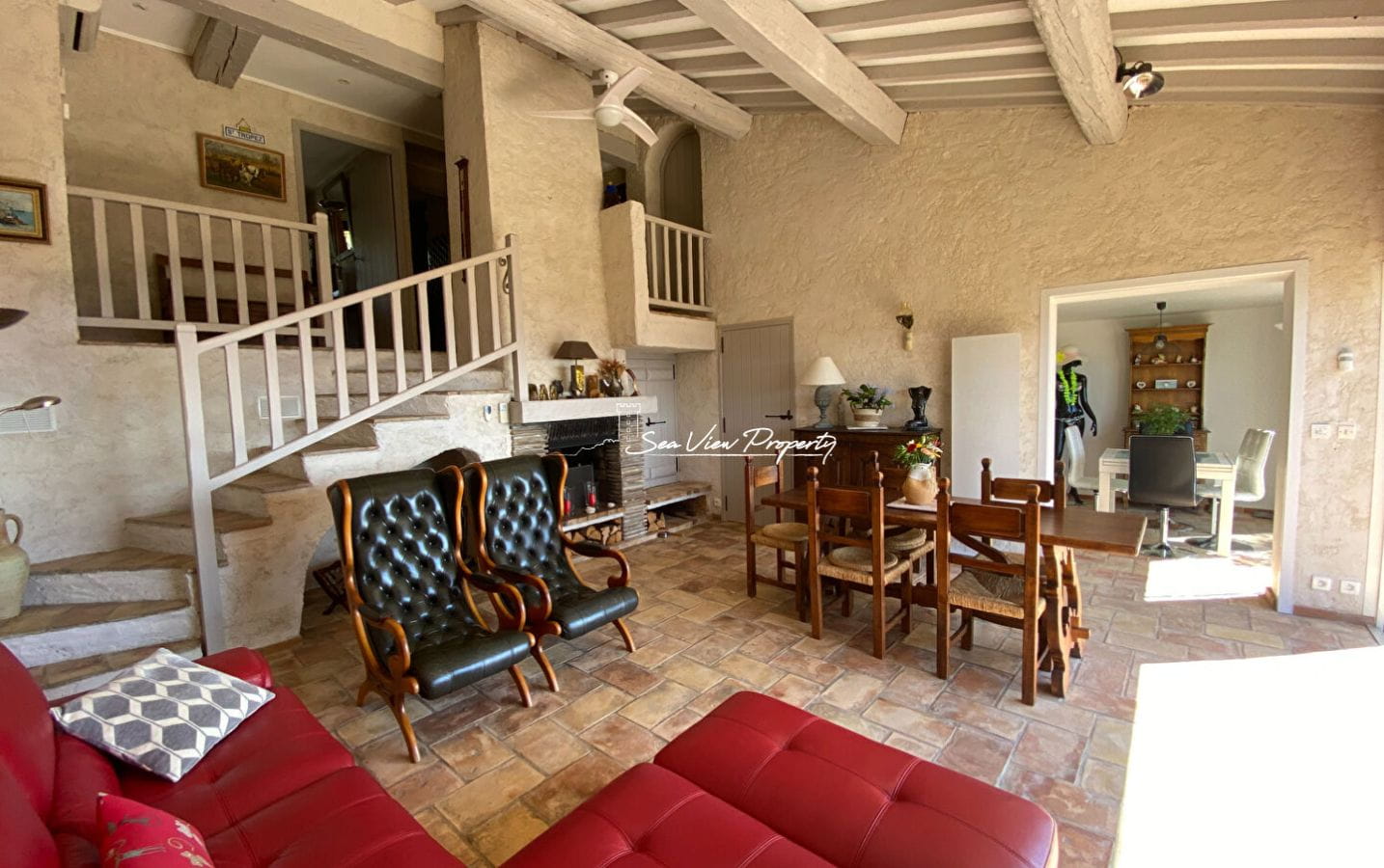 VILLA VUE MER SUR LE GOLFE DE SAINT TROPEZ AVEC SOUS SOL, ABRI VOITURE ET PLACE DE PARKING, AUX ISSAMBRES Image 3