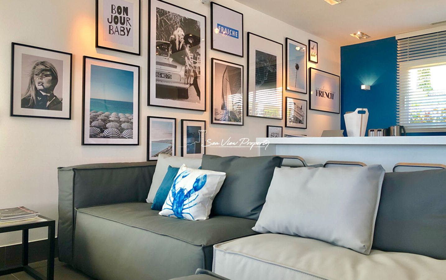 VILLA CONTEMPORAINE DE 250M2 RENOVEE AVEC VUE MER PANORAMIQUE 5 CHAMBRES POOL HOUSE  ET DOUBLE GARAGE, AUX ISSAMBRES Image 4