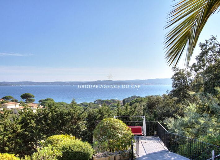 VILLA DE 242M2 DE TYPE PROVENCALE VUE MER SUR LE GOLFE DE SAINTE TROPEZ, A SAINTE MAXIME