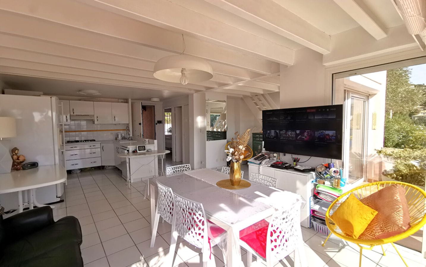 A VENDRE VILLA VUE MER 4 PIECES  2/3 CHAMBRES AVEC TERRASSE JARDIN ET GARAGE AUX ISSAMBRES Image 5