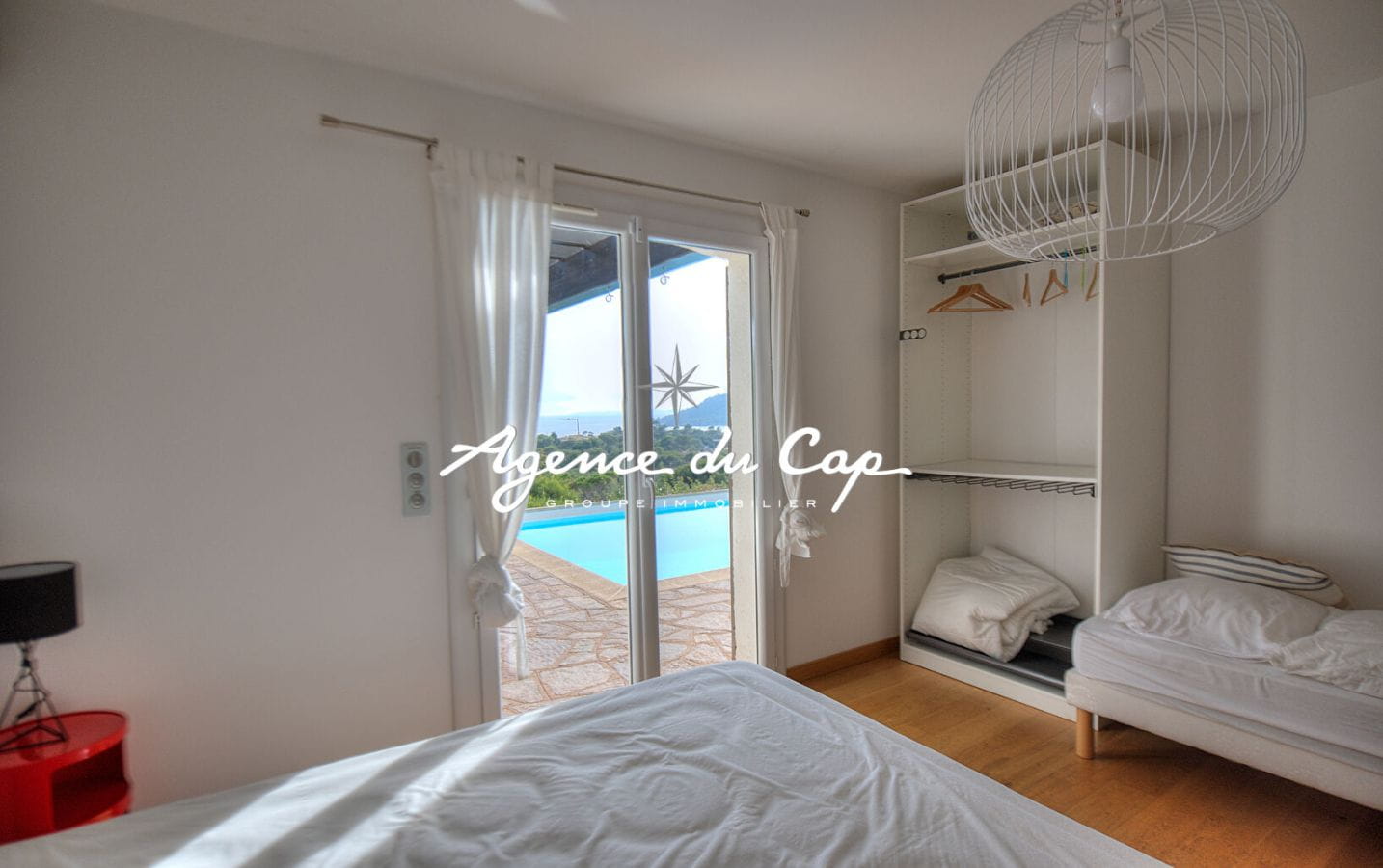 TRES BELLE VUE MER VILLA 4 CHAMBRES ENTIEREMENT RENOVEE AVEC PISCINE Image 12