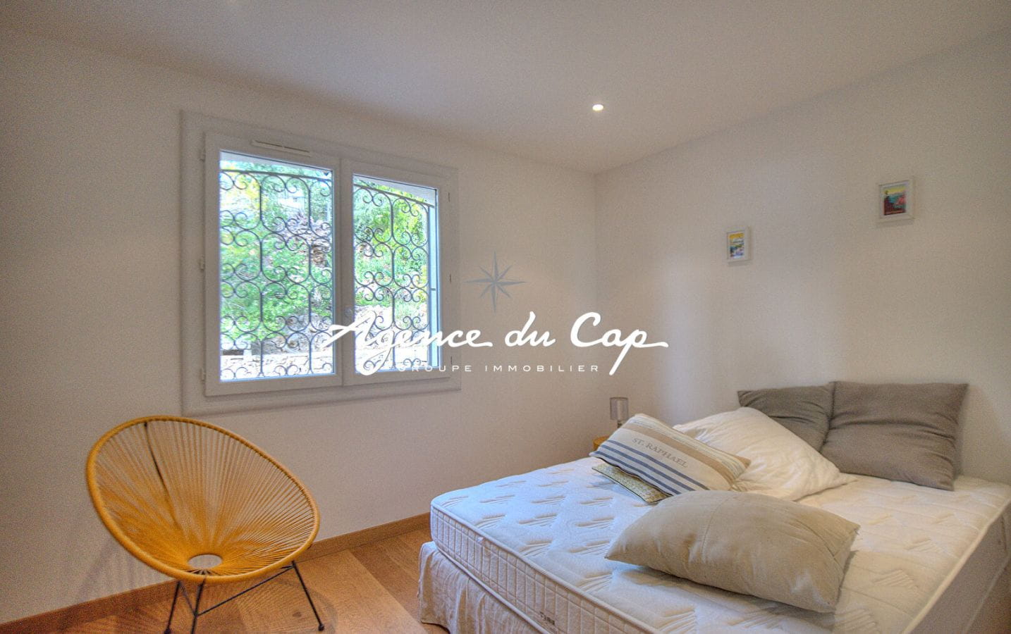 TRES BELLE VUE MER VILLA 4 CHAMBRES ENTIEREMENT RENOVEE AVEC PISCINE Image 9