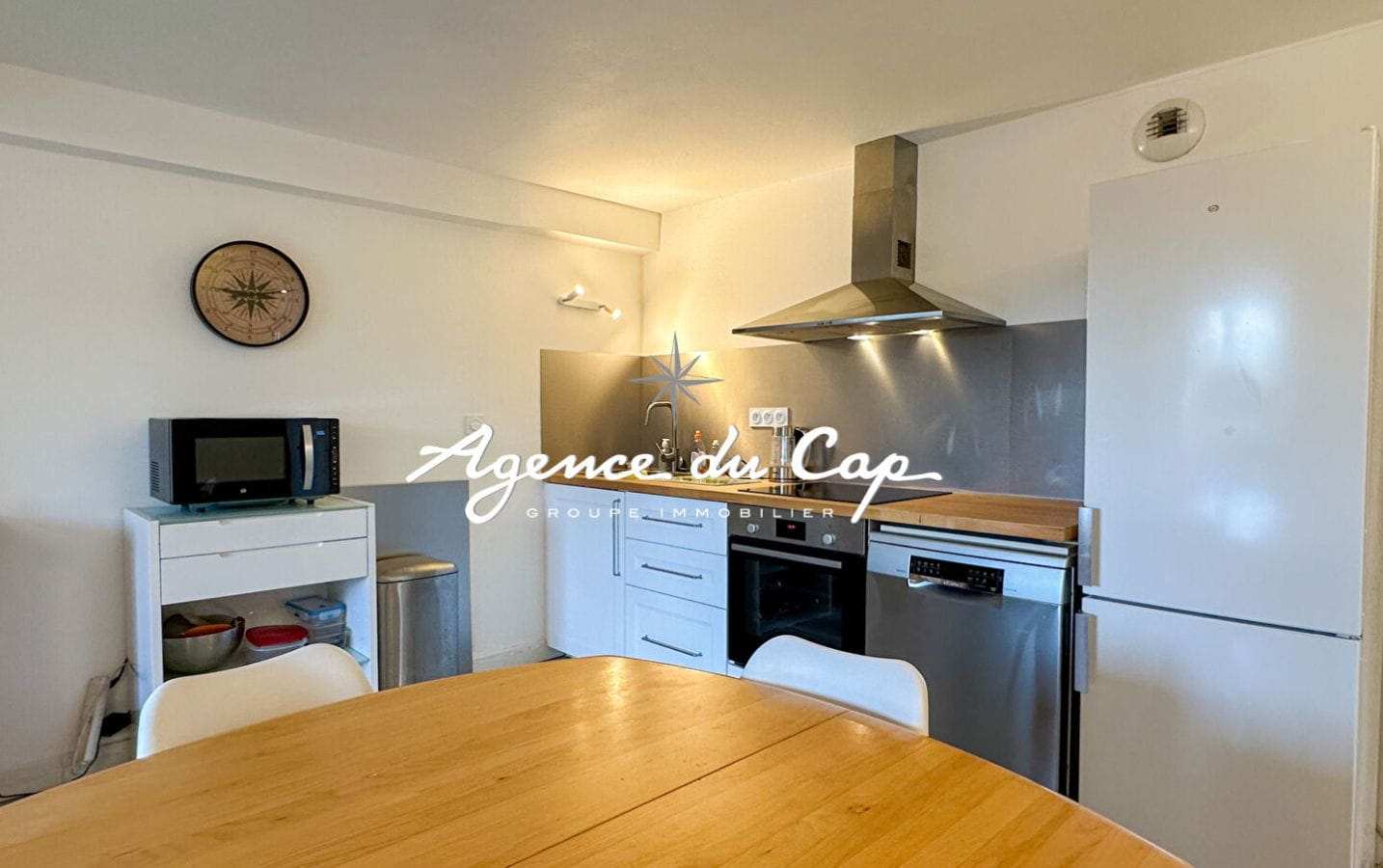 A VENDRE : Villa 6 pièces avec 4 chambres dont une suite parentale – Vue mer – Garage et piscine – Les Issambres Image 9