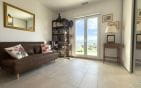 VILLA À VENDRE DE 148 M² AVEC PISCINE SOUS-SOL JOLI JARDIN ET VUE MER, À SAINT-AYGULF Min 9