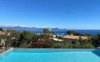 À VENDRE VILLA PROVENÇALE VUE MER À PIED DES PLAGES AVEC PISCINE ET GARAGE, LES ISSAMBRES Min 0