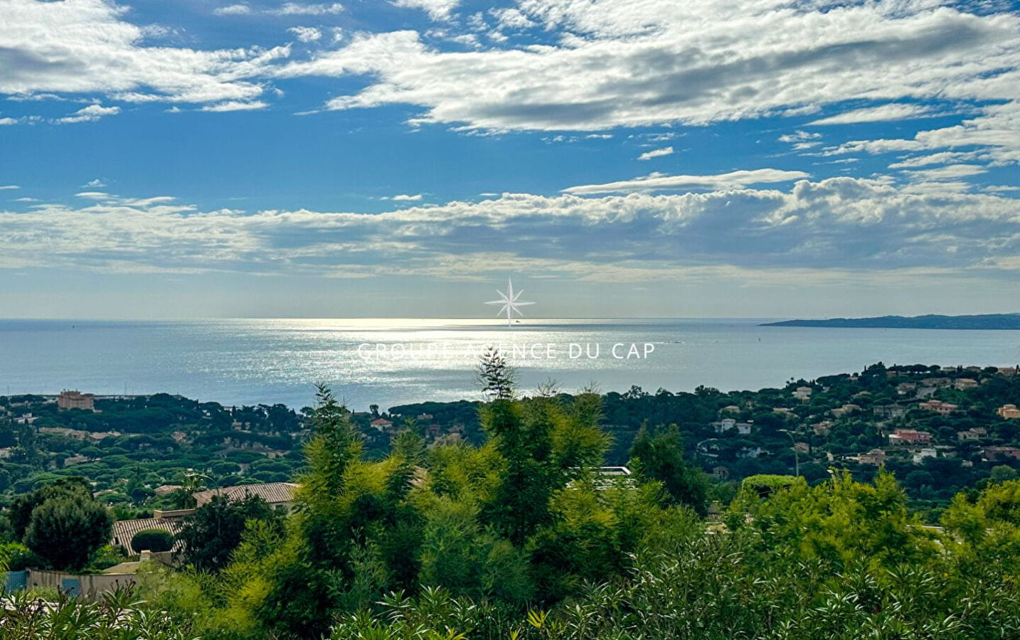 FOR SALE VILLA PANORAMIC SEA VIEW SWIMMING POOL PARKING ANNEX LES ISSAMBRES Image 2