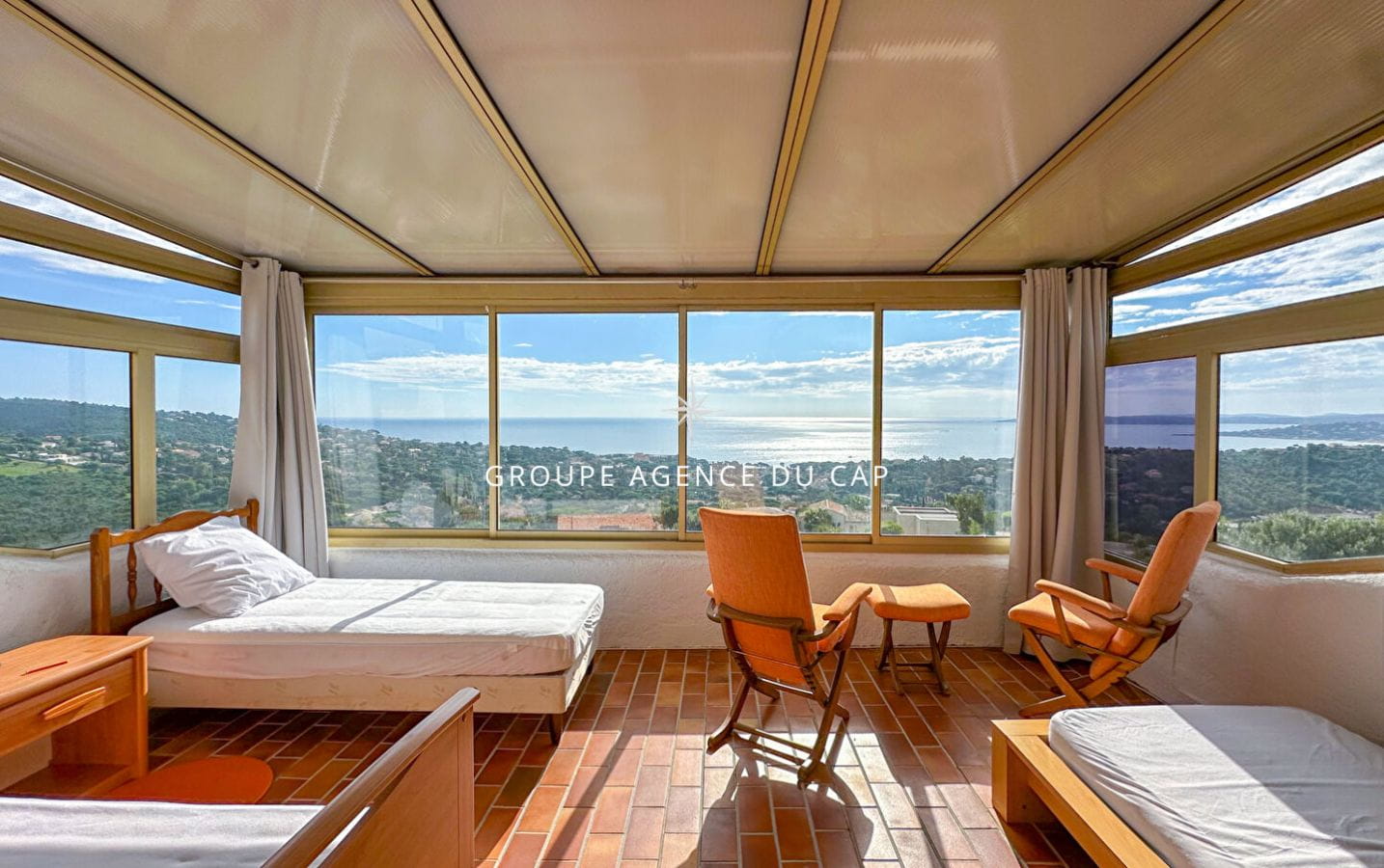 SOUS COMPROMIS , À VENDRE VILLA VUE MER PANORAMIQUE PISCINE PARKINGS ANNEXE, LES ISSAMBRES Image 5