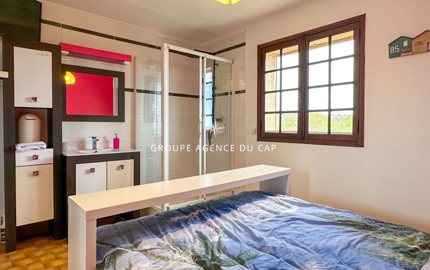 SOUS COMPROMIS , À VENDRE VILLA VUE MER PANORAMIQUE PISCINE PARKINGS ANNEXE, LES ISSAMBRES Image 6