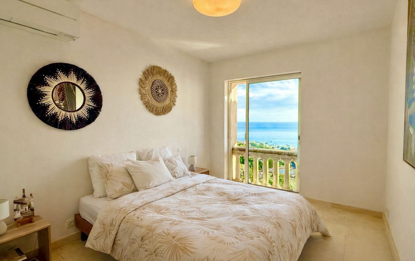 VILLA AVEC VUE MER PANORAMIQUE PISCINE ET GARAGE, AUX ISSAMBRES Image 13