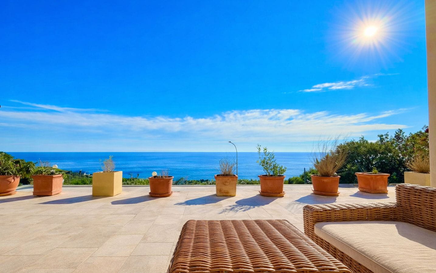 VILLA AVEC VUE MER PANORAMIQUE PISCINE ET GARAGE, AUX ISSAMBRES Image 17