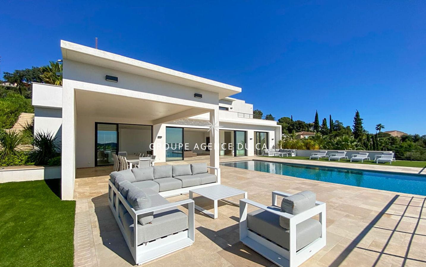 LES ISSAMBRES LUXURY PROPERTY PANORAMIC SEA VIEW 7 BEDROOMS WITH 4 CAR GARAGE INDOOR AND OUTDOOR POOL Image 0