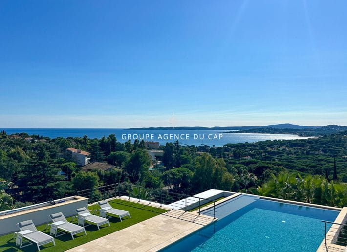 LES ISSAMBRES VILLA LUXUEUSE VUE MER PANORAMIQUE 7 CHAMBRES AVEC GARAGE 4  VOITURES PISCINE INTÉRIEURE ET EXTÉRIEURE