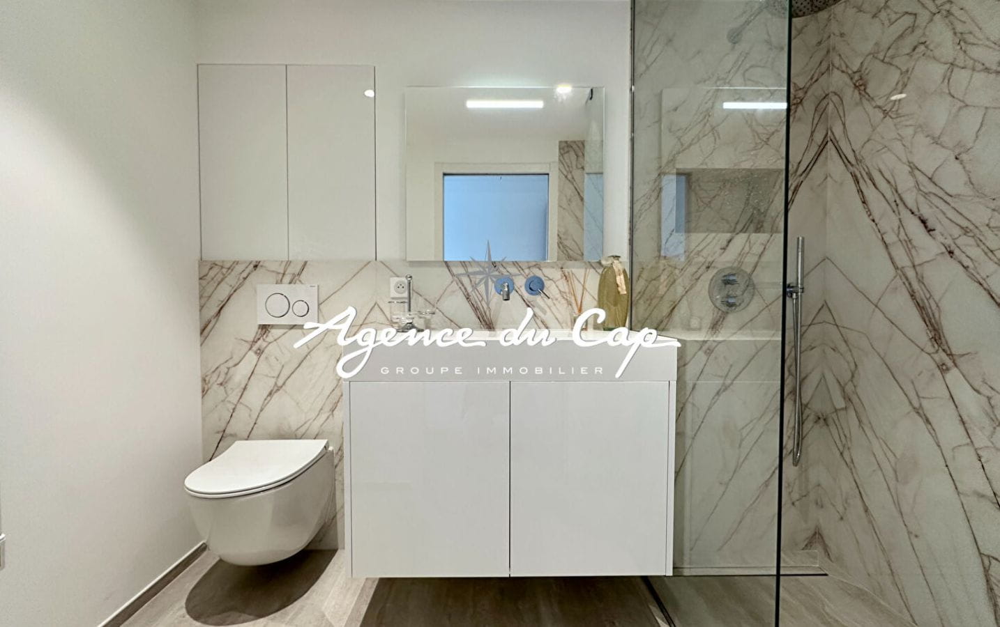 FOR SALE VILLA 330 M2 5 BEDROOMS LES ISSAMBRES Image 10