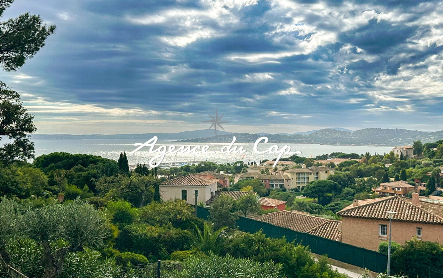 FOR SALE VILLA 330 M2 5 BEDROOMS LES ISSAMBRES Image 12