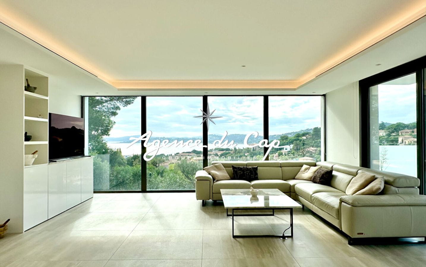 FOR SALE VILLA 330 M2 5 BEDROOMS LES ISSAMBRES Image 2