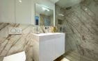 A VENDRE VILLA VUE MER 330 M2 AVEC 5 CHAMBRES GRAND GARAGE PISCINE ET JACUZZI, LES ISSAMBRES Min 9
