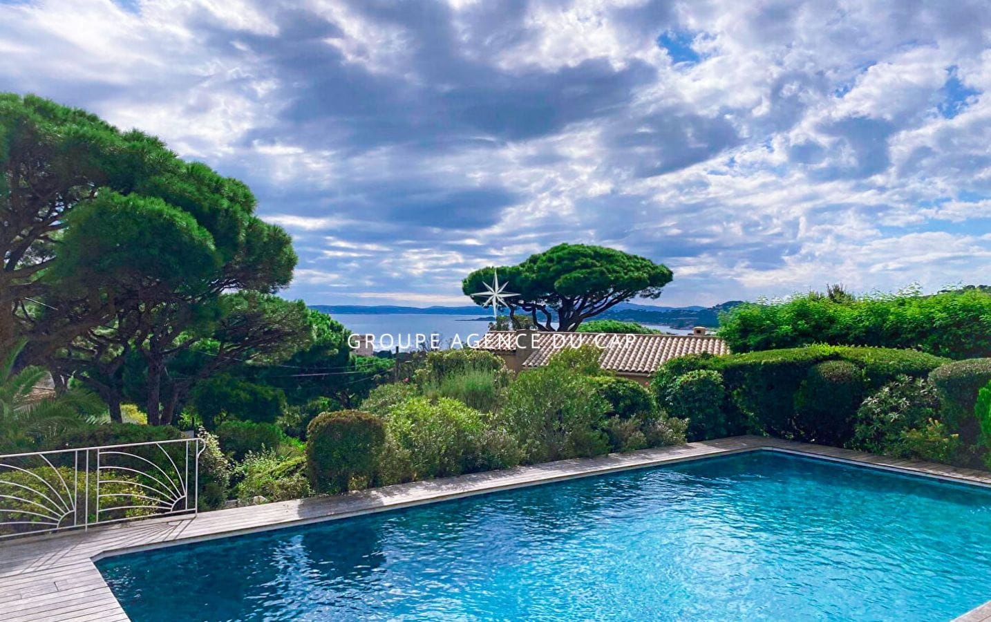 LES ISSAMBRES PROPERTY WITH SEA VIEW ON FOOT OF BEACHES AND SHOPS WITH SWIMMING POOL AND DOUBLE GARAGE Image 2