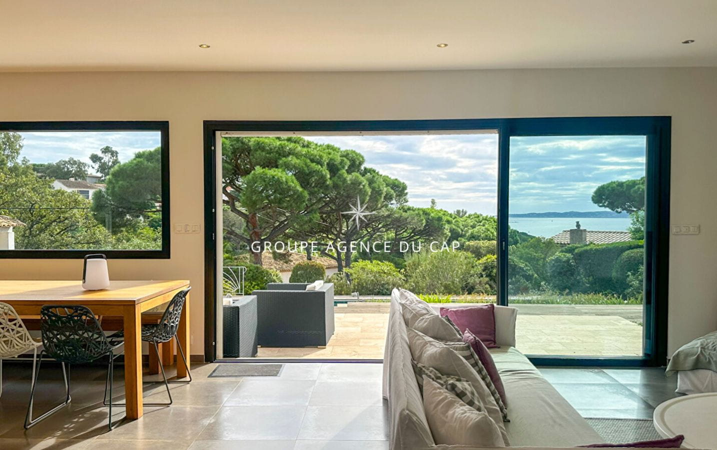 LES ISSAMBRES PROPERTY WITH SEA VIEW ON FOOT OF BEACHES AND SHOPS WITH SWIMMING POOL AND DOUBLE GARAGE Image 4