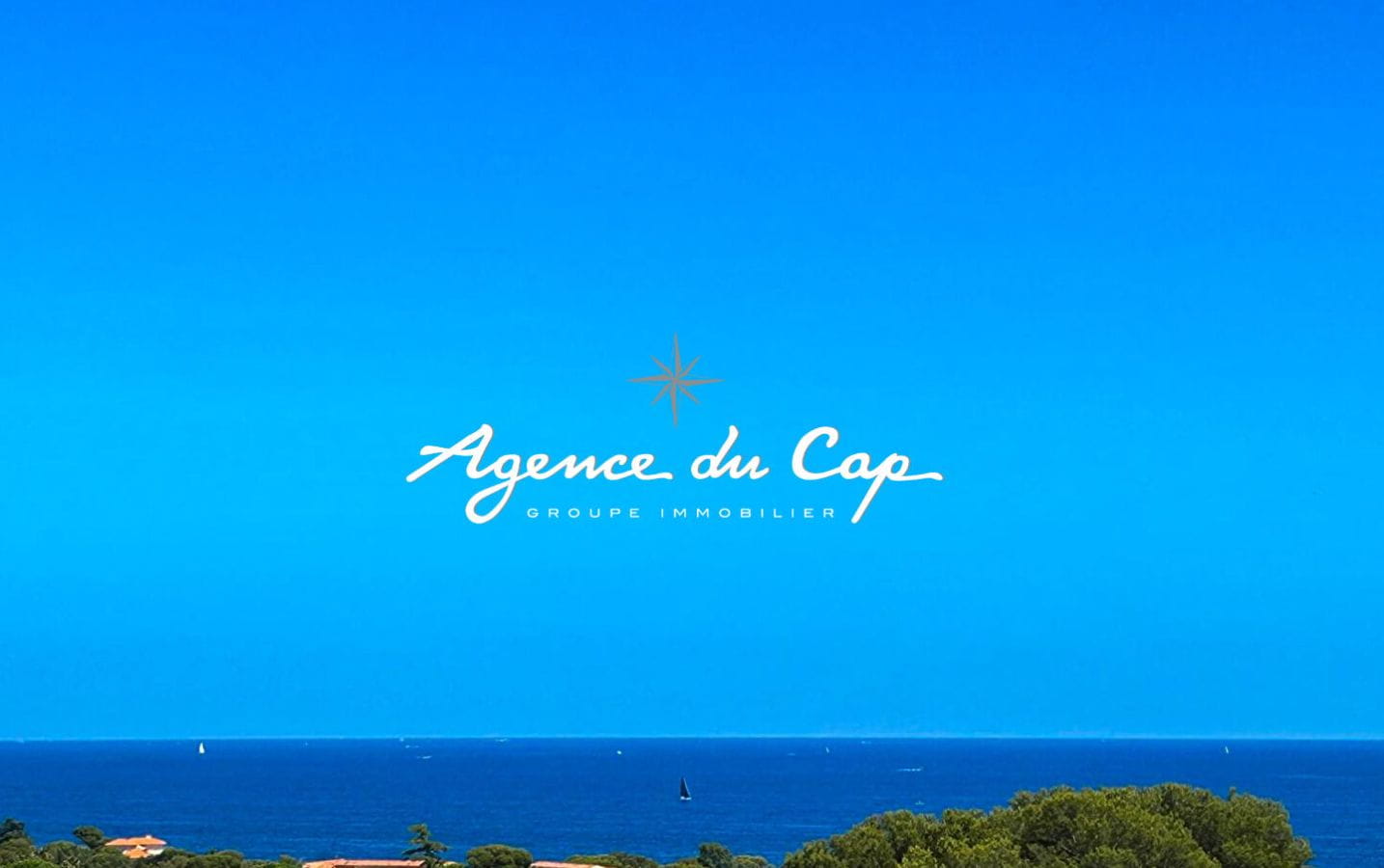 SAINT AYGULF VILLA PROVENCALE 7 PIECES DE CHARME AVEC VUE MER ET APPARTEMENT Image 0