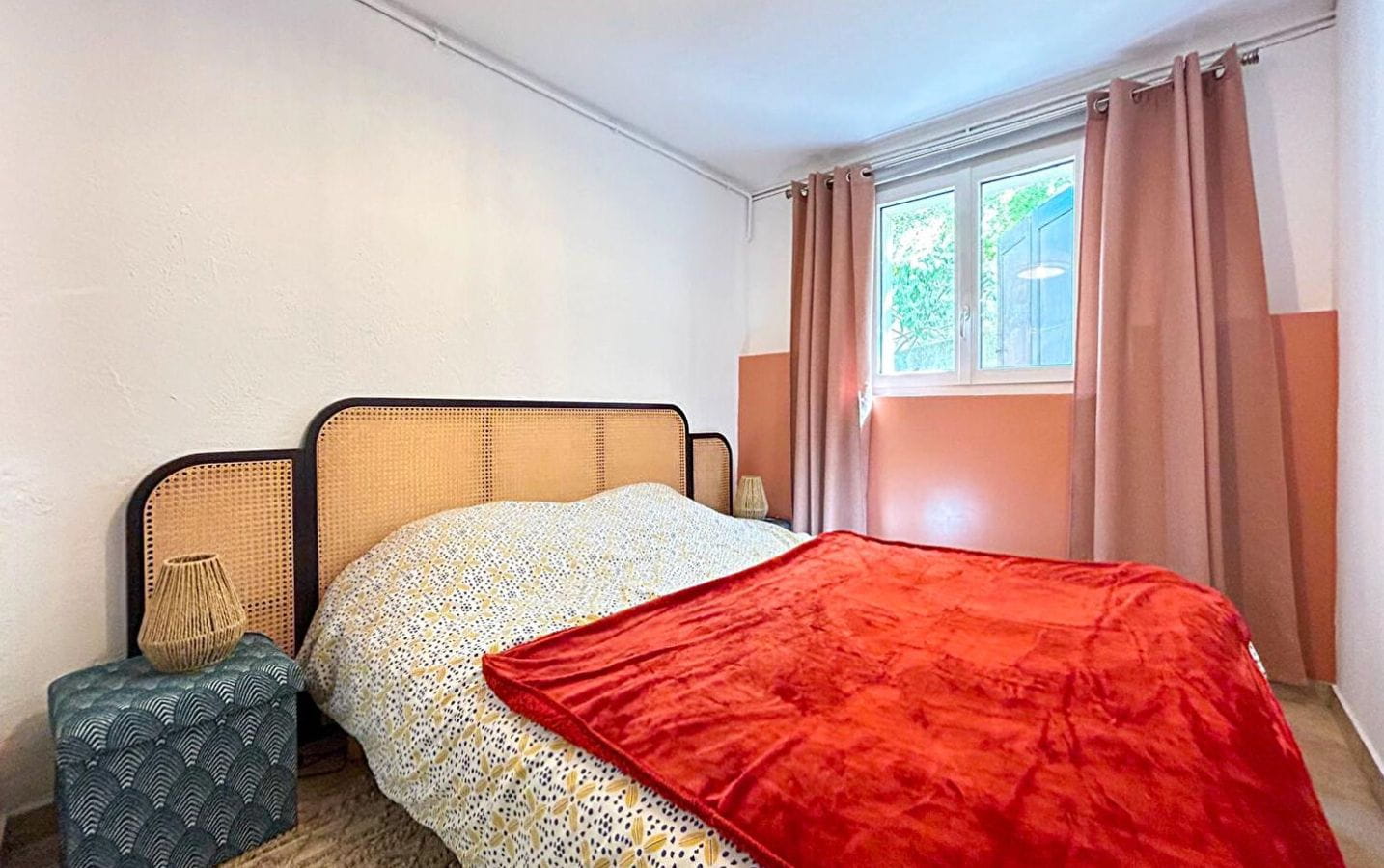 VILLA PROVENCALE 7 PIECES DE CHARME AVEC VUE MER ET APPARTEMENT, A SAINT AYGULF Image 7