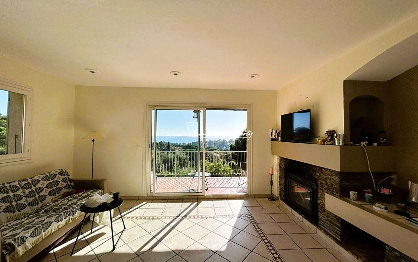 VILLA VUE MER 5 PIECES AVEC GARAGE, AUX ISSAMBRES Image 1