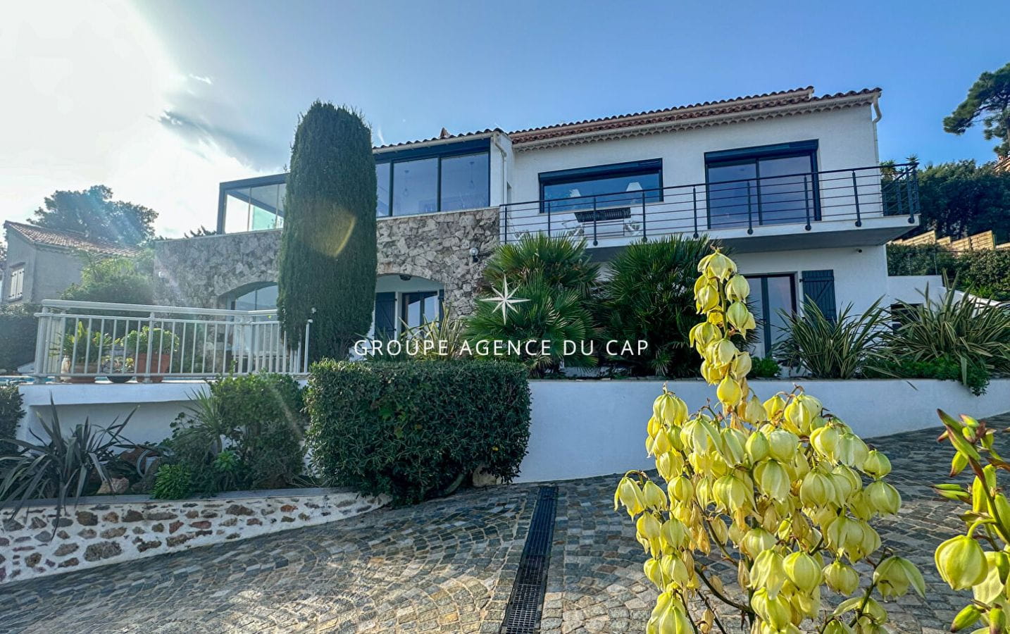 À VENDRE VILLA 220M2 AVEC VUE MER PANORAMIQUE, AUX ISSAMBRES Image 9